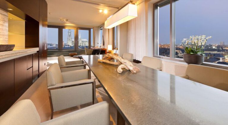Exklusive Suite mit Panoramablick auf den Kölner Dom